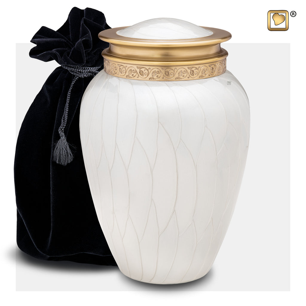 Blessing Pearl (Adult) Urn and bag